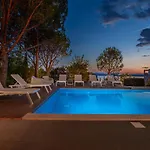 Villa Cd *