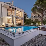 Villa Cd