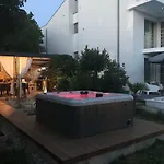 Cd Villa *